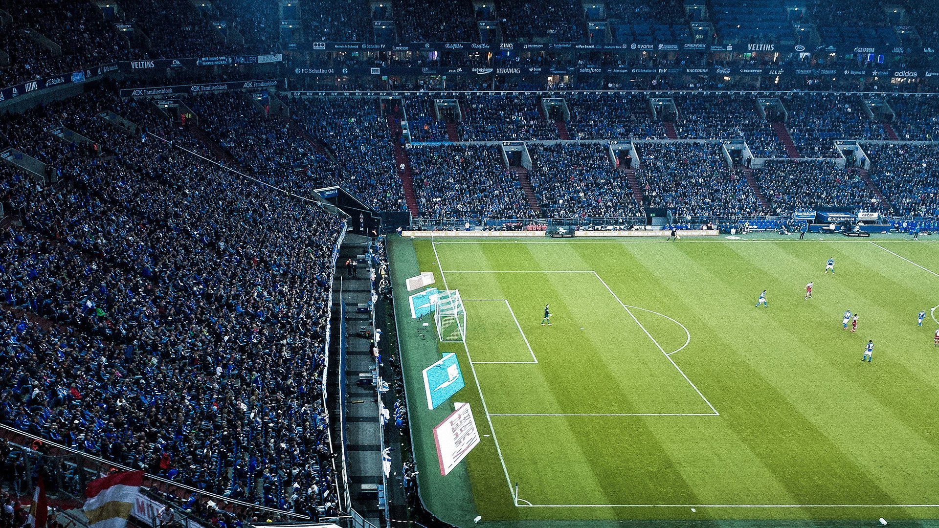 联赛转播：高清、沉浸式观看体验的提升，沉浸式看展